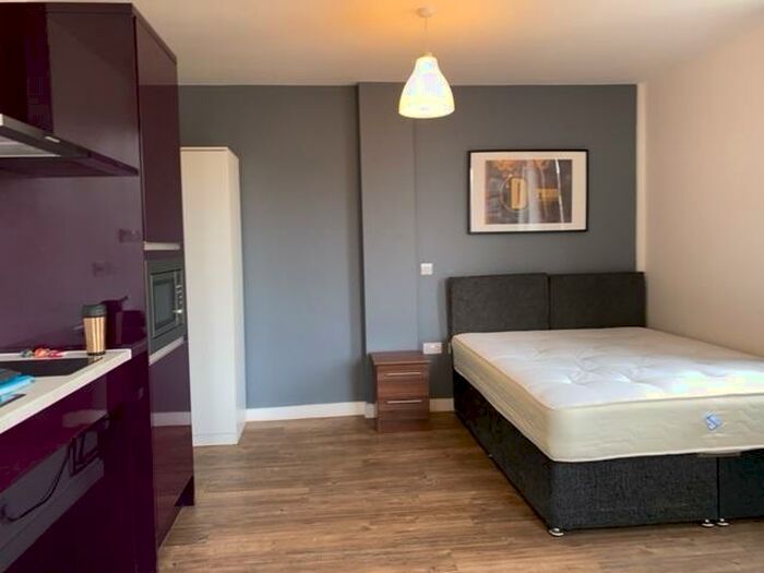 Studio To Rent In Moorfields, Liverpool, Merseyside, L2