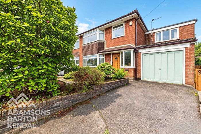 4 Bedroom Semi Detached House For Sale In Craiglands, Balderstone, OL16