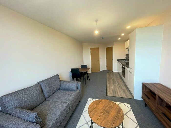 1 Bedroom Apartment To Rent In Balmoral House, Windsor Street, M5