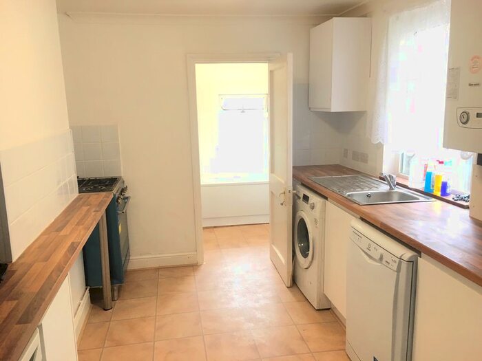 1 Bedroom Flat To Rent In Nine Acres Close, London, E12