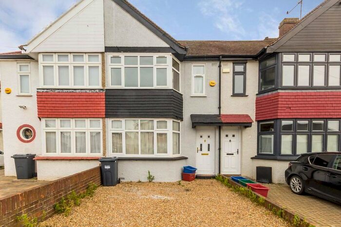 2 Bedroom Terraced House To Rent In Rochester Avenue, Feltham TW13