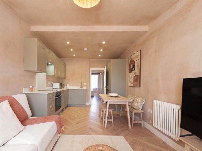 2 Bedroom Apartment To Rent In Southwood Road, Ramsgate, CT11