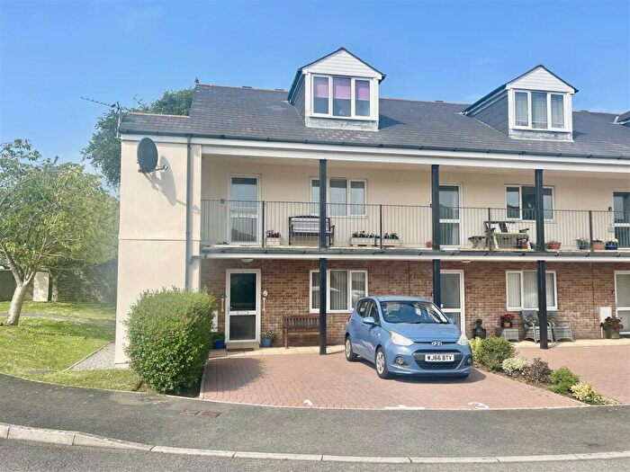 2 Bedroom Maisonette For Sale In Consort Close, Plymouth, PL3