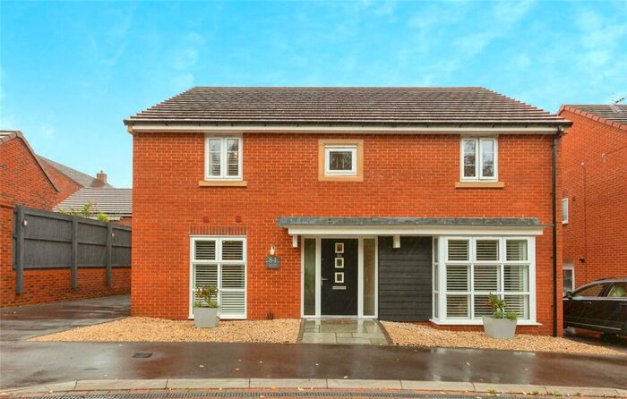 4 Bedroom Detached House For Sale In Hasker Road, Basingstoke, Hampshire, RG24
