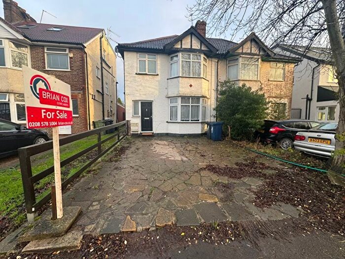 3 Bedroom Semi Detached House For Sale In Greenford Road, Greenford, UB6