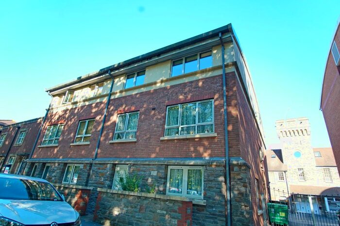2 Bedroom Flat To Rent In St Pauls House, New Charlotte Street, Bedminster, BS3