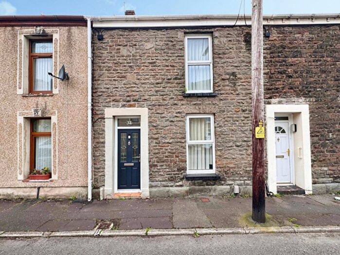 3 Bedroom Terraced House For Sale In Thomas Street, Neath, SA11