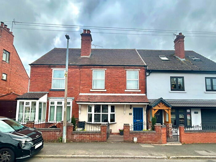 3 Bedroom Terraced House For Sale In Summer Lane, Lower Gornal, DY3