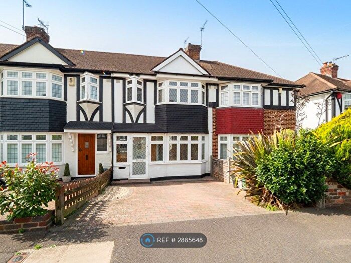 3 Bedroom Terraced House To Rent In Kingsbridge Road, Morden, SM4