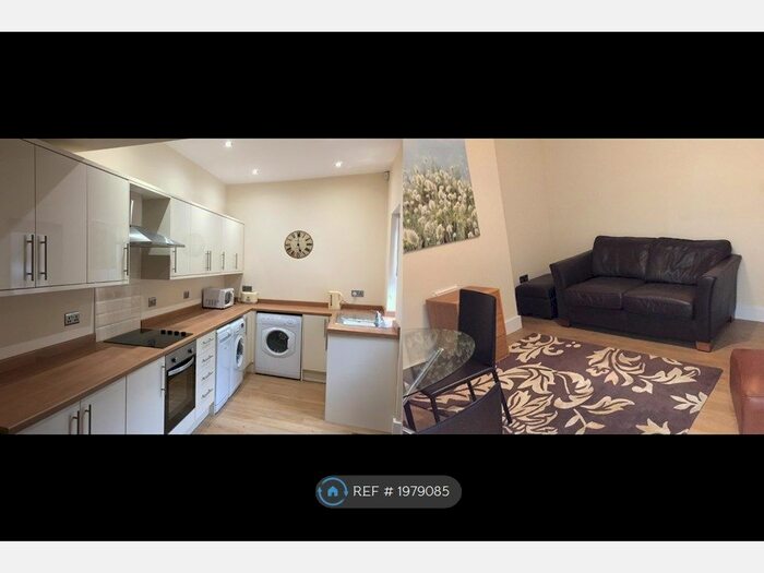 3 Bedroom Semi-Detached House To Rent In Huntingdon Street, Nottingham, NG1