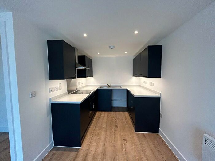 2 Bedroom Apartment To Rent In Spondon Street, Nottingham, Nottinghamshire, NG5