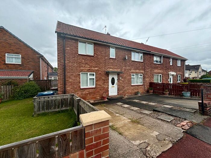 3 Bedroom Semi-Detached House For Sale In Kirkwood Drive, Newcastle Upon Tyne, Tyne And Wear, NE3