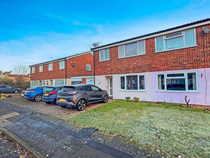 3 Bedroom Semi Detached House To Rent In Fernhill Close, Woodbridge, IP12