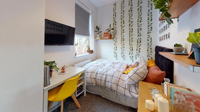 1 Bedroom Terraced House To Rent In Room, Hotwell Road, BS8