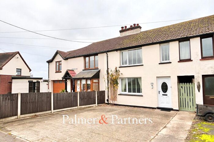 3 Bedroom Terraced House For Sale In Harwich Road, Beaumont, Clacton-on-Sea, Essex, CO16