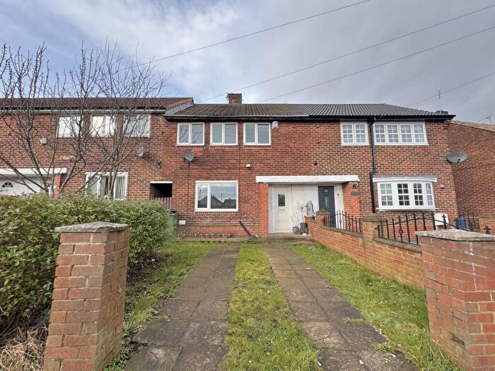 3 Bedroom Terraced House For Sale In Heathway, Seaham, Seaham District, SR7