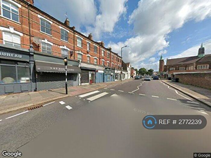 2 Bedroom Flat To Rent In Helvi Court, London, N3