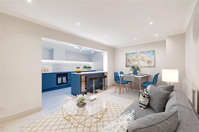 1 Bedroom Flat To Rent In Salisbury Mews, Fulham, SW6