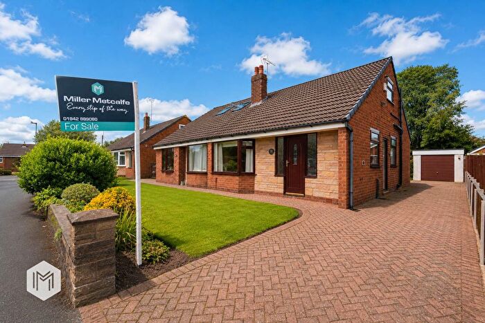 2 Bedroom Semi-Detached Bungalow For Sale In Rutland Street, Leigh, WN7