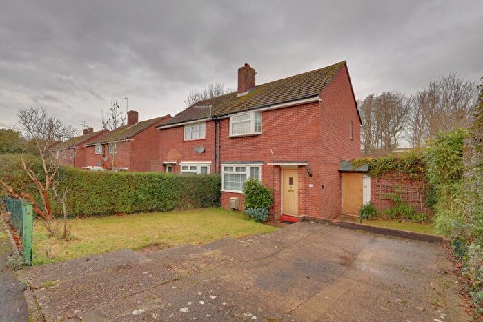 2 Bedroom Semi Detached House For Sale In High Lawn Way, Leigh Park, Havant, PO9