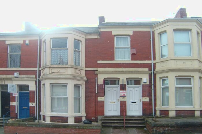 3 Bedroom Apartment To Rent In Grosvenor Gardens, Newcastle Upon Tyne, NE2