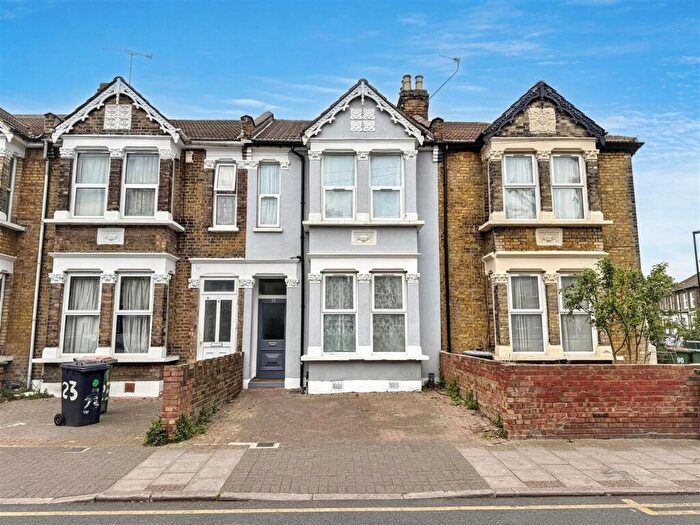 3 Bedroom Terraced House For Sale In Terrace Road, London, E13