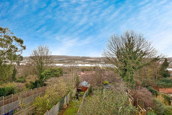 3 Bedroom Terraced House For Sale In Borstal Street, Rochester, Kent, ME1