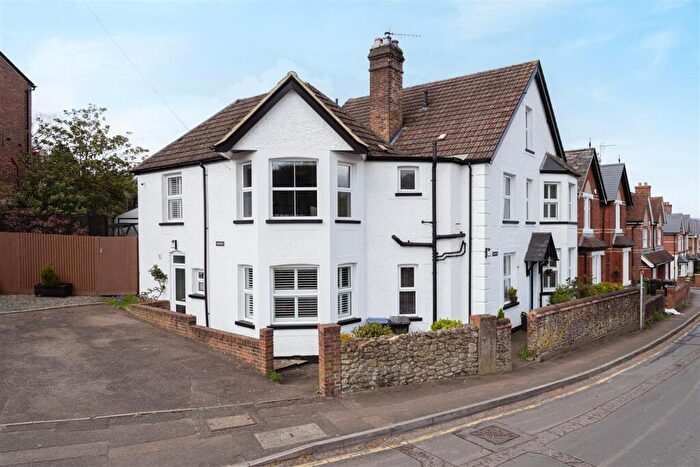 7 Bedroom Detached House For Sale In Moores Road, Dorking, RH4