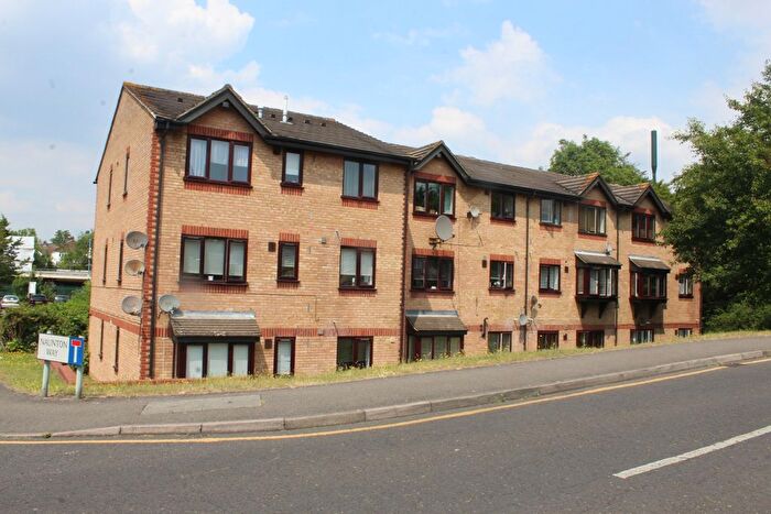 2 Bedroom Flat To Rent In Naunton Way, Hornchurch, RM12