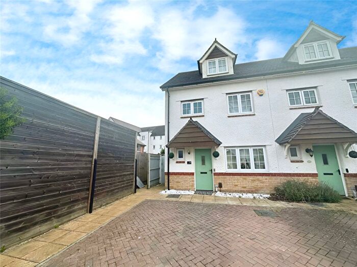 4 Bedroom End Of Terrace House To Rent In Catherine Howard Close, Aylesford, Kent, ME20