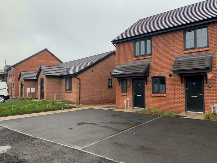 2 Bedroom End Of Terrace House To Rent In Turnberry Avenue, Blyth, NE24