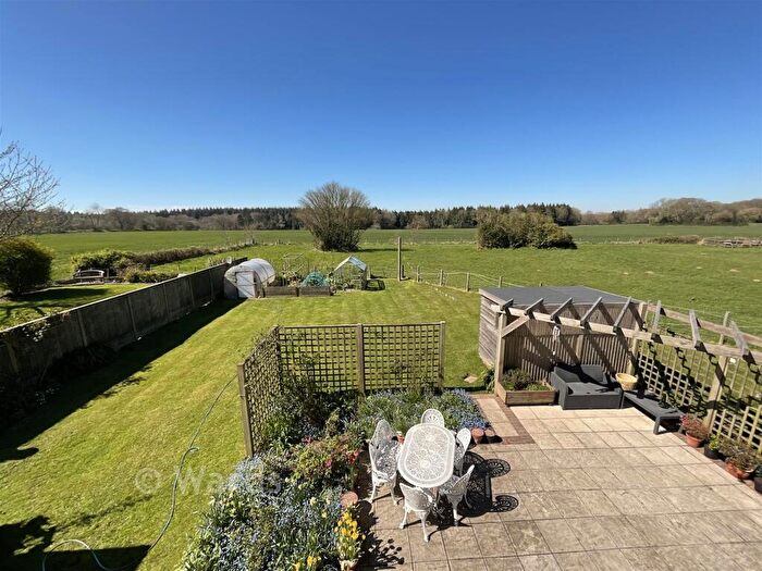 5 Bedroom Semi Detached House For Sale In Bladbean, Canterbury, Kent, CT4