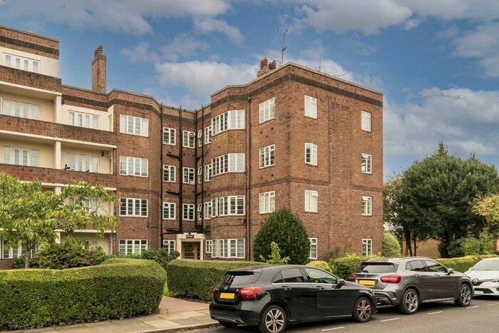 2 Bedroom Flat To Rent In Chiswick Village, London, W4