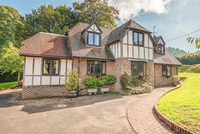 4 Bedroom Detached House For Sale In Haye Lane, Lyme Regis, DT7