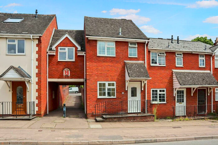 2 Bedroom Town House To Rent In Nanfan & Dobyn Place, GL18