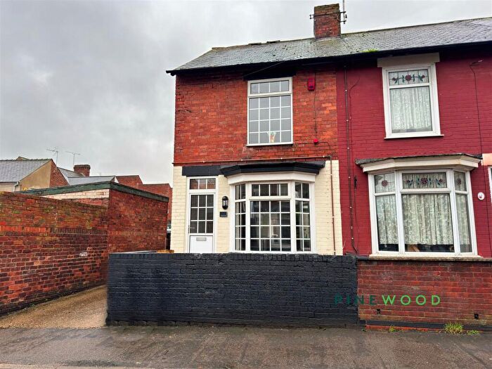 3 Bedroom End Of Terrace House For Sale In Skinner Street, Creswell, Worksop, S80