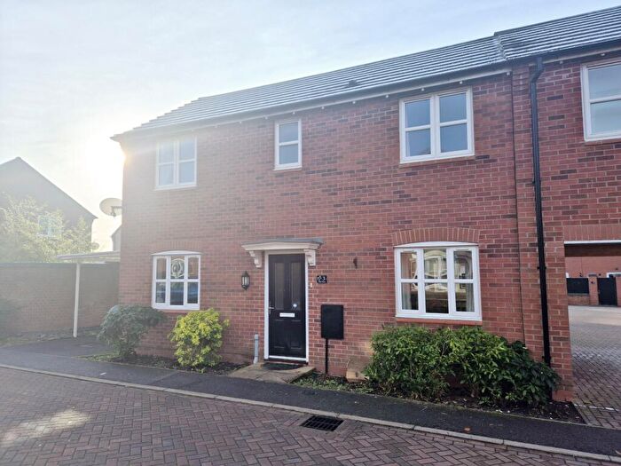3 Bedroom House To Rent In Otter Close, Ibstock, LE67