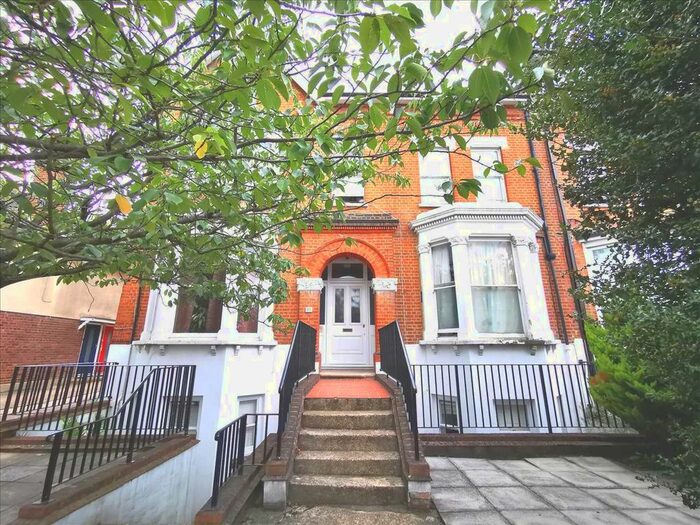 1 Bedroom Flat To Rent In Worple Road, London, SW19