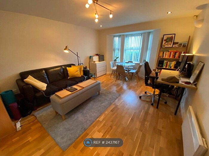 2 Bedroom Flat To Rent In The Junxion, Leeds, LS5