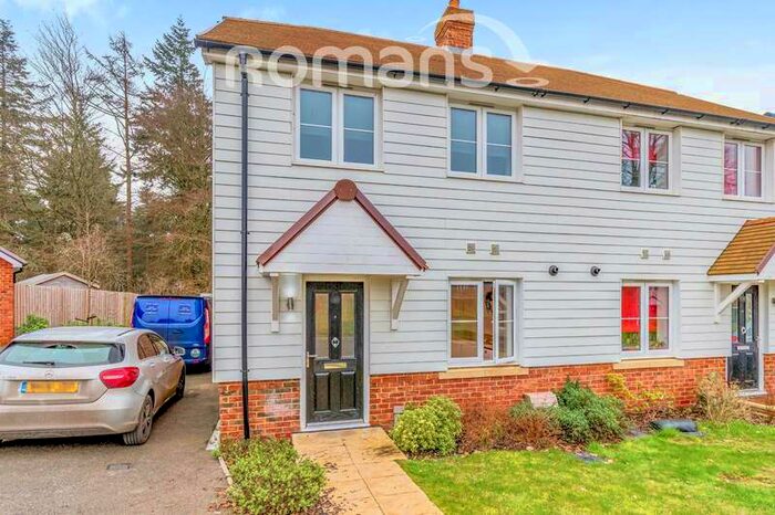 2 Bedroom Semi-Detached House To Rent In Medstead, Hampshire, GU34