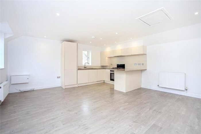 2 Bedroom Apartment To Rent In Dunalley Court, Cheltenham, Gloucestershire, GL50