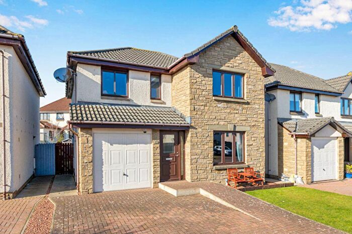 4 Bedroom Detached House For Sale In Moffat Walk, Tranent, EH33