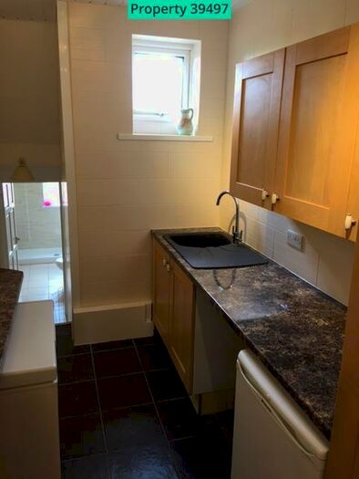 2 Bedroom Flat To Rent In Birchwood Road, Bristol, BS4