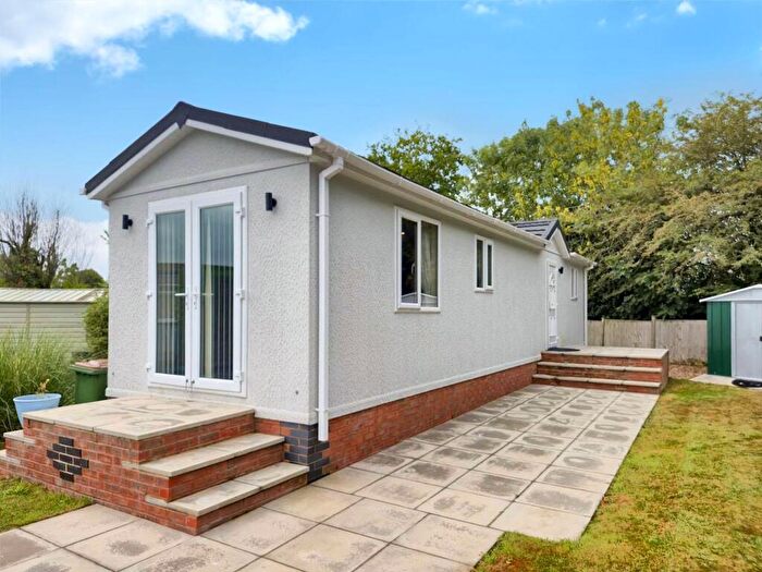2 Bedroom Park Home For Sale In St. Christophers Road, Ellistown, LE67