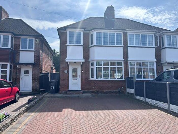 3 Bedroom Semi-Detached House To Rent In Redlands Road, Solihull, B91