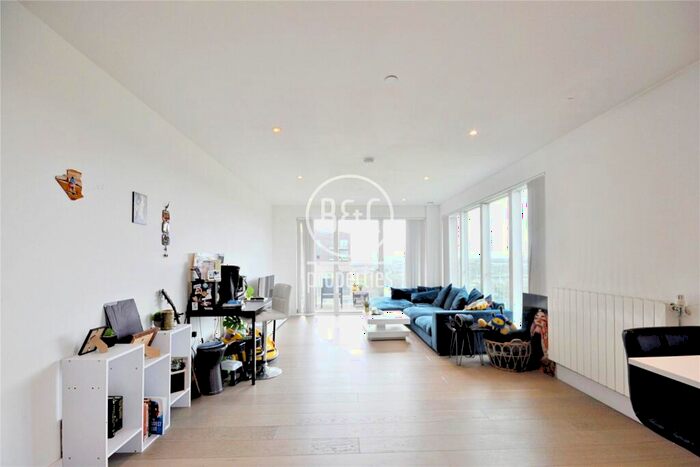 2 Bedroom Penthouse To Rent In Kidbrooke Park Road, Kidbrooke Village, London, SE3