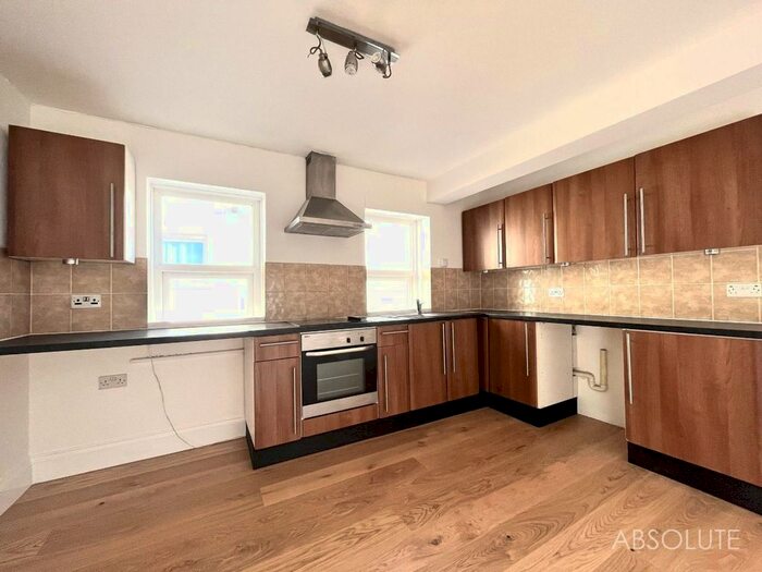 2 Bedroom Flat To Rent In Braddons Hill Road West, Torquay, TQ1