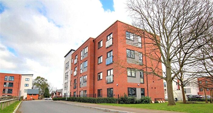 2 Bedroom Apartment For Sale In Ruhemann Street, Reading, Berkshire, RG30