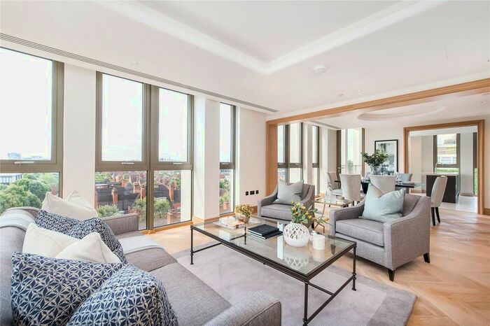 3 Bedroom Flat To Rent In Abell House, John Islip Street, Westminster, London, SW1P