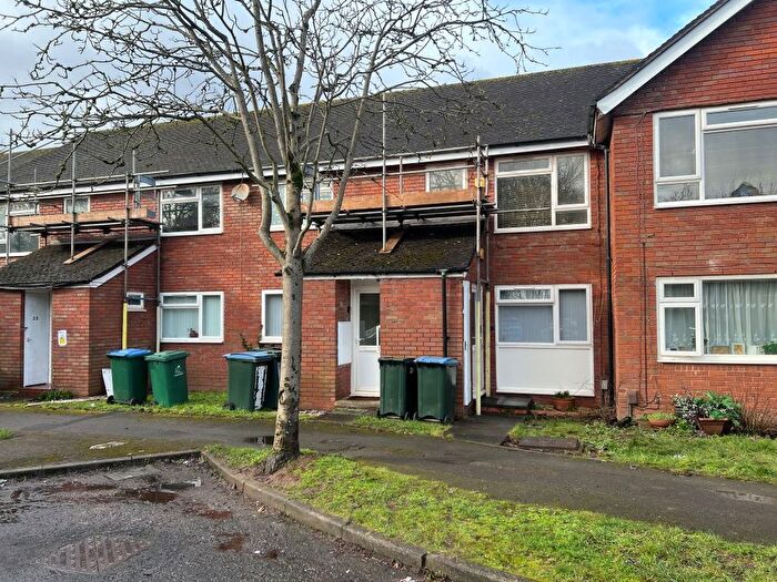 2 Bedroom Maisonette For Sale In Oakey Close, Coventry, CV6